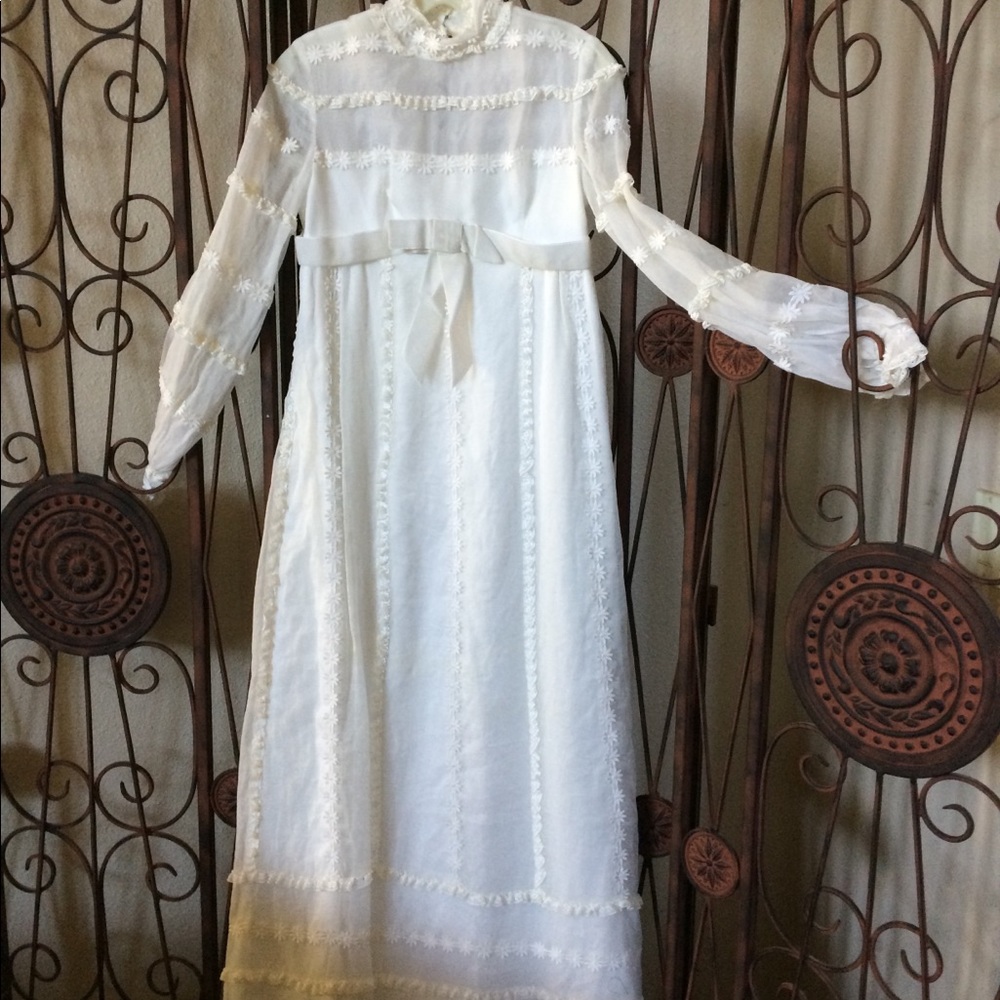Vintage Wedding Dress